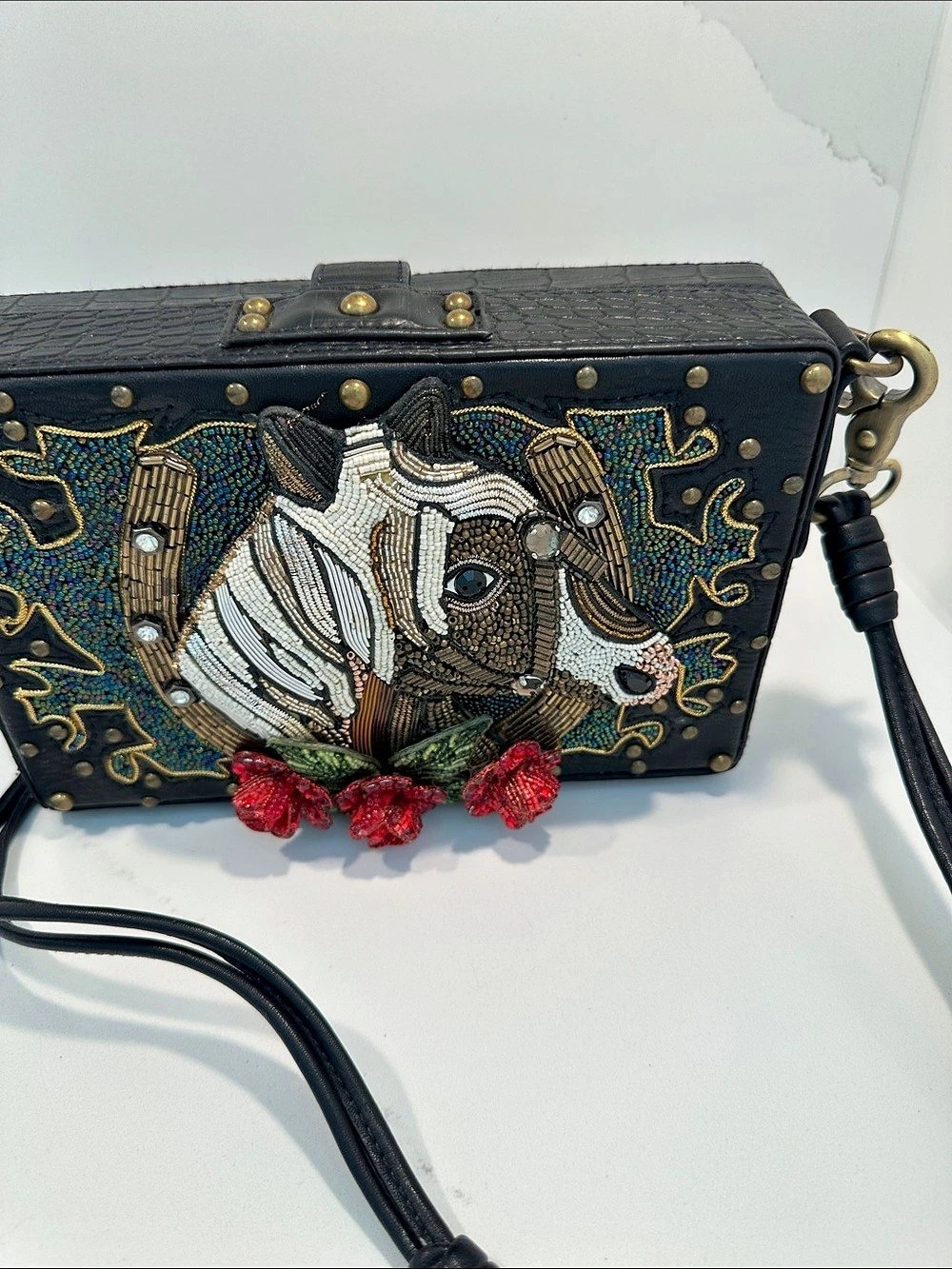Mary Frances horse, Let's Gallop shoulder
Black & Gold absolutely stunning!